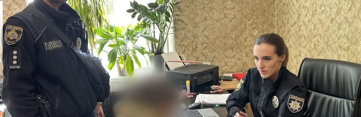 У Кам’янському затримали двох чоловіків, які за один день пограбували двох людей під приводом “дати подзвонити”
