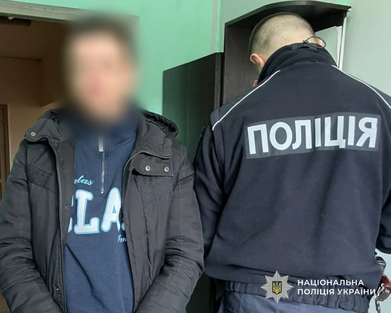 Вибух у Кам’янському: затримано чоловіка, який підірвав гранату біля квартири потерпілого