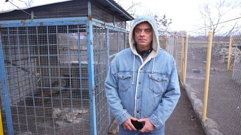 Павичі з-під обстрілів знайшли новий дім на Дніпропетровщині Павичі з-під обстрілів знайшли новий дім на Дніпропетровщині