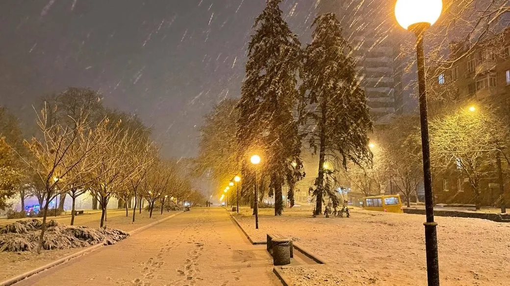На Дніпропетровщині очікується ожеледиця та невеликий сніг