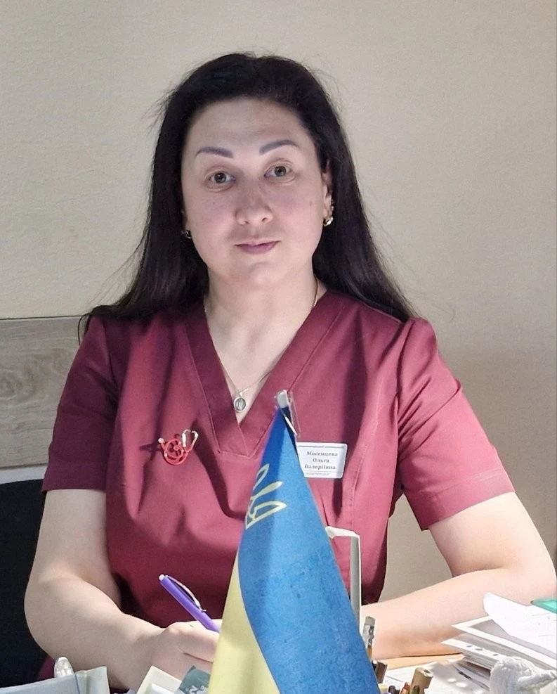 Солодкий сезон без ризиків: лікарка пояснила, як безпечно вживати хурму