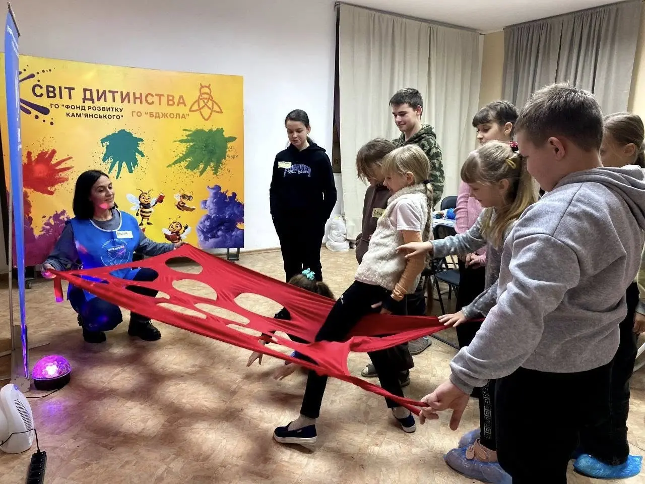 Творчий простір для дітей: у Кам’янському провели зимовий арт-тренінг