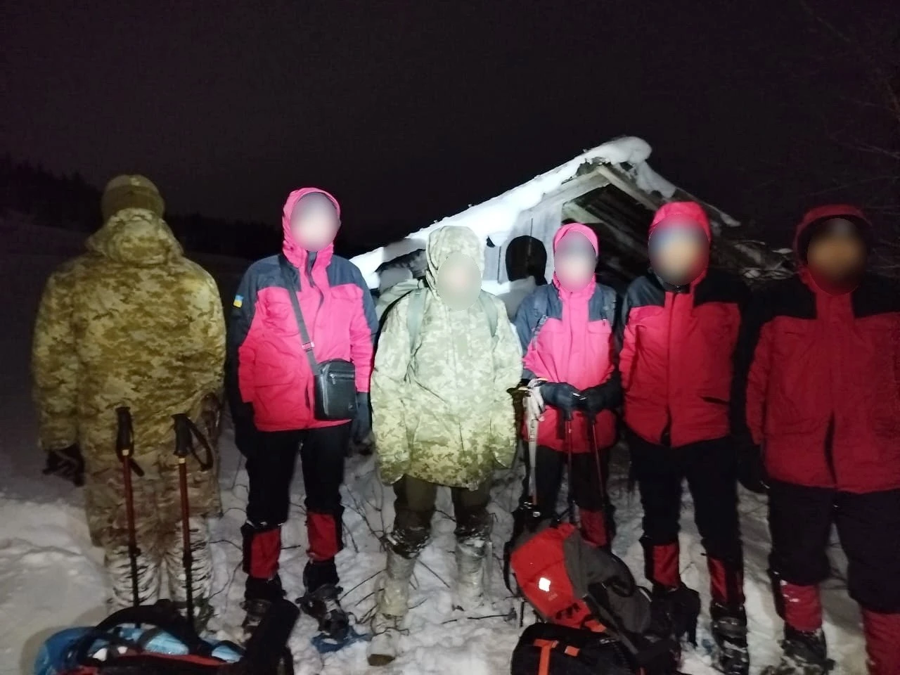 Незаконна зимова мандрівка ледь не коштувала життя дніпрянину в Карпатах