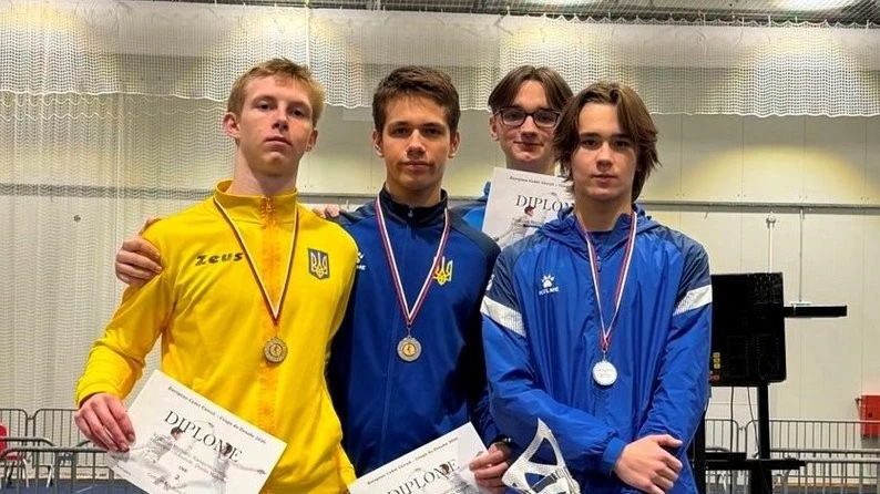 Дніпровський фехтувальник Григорій Краснюк здобув командне “срібло” у Словаччині