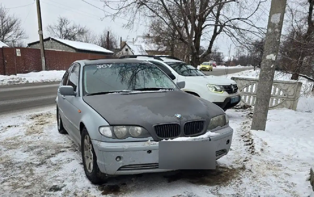 Порушення за порушенням: у Дніпрі за кермом BMW опинився водій без прав і з ознаками сп’яніння