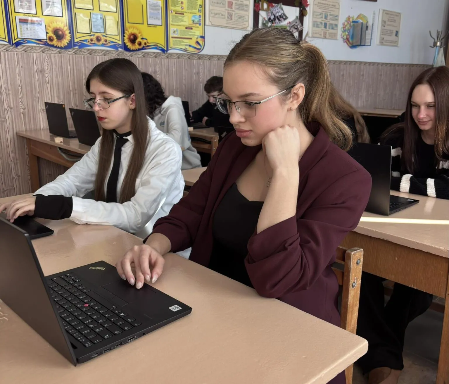 Цифровий прорив для Верхньодніпровська: німецьке місто Бохольт оновило технічну базу місцевих шкіл