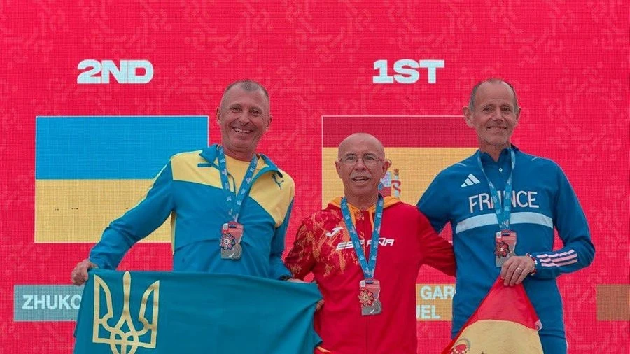 Тріумф у Катанії: дніпровський легкоатлет встановив національний рекорд на ЧЄ