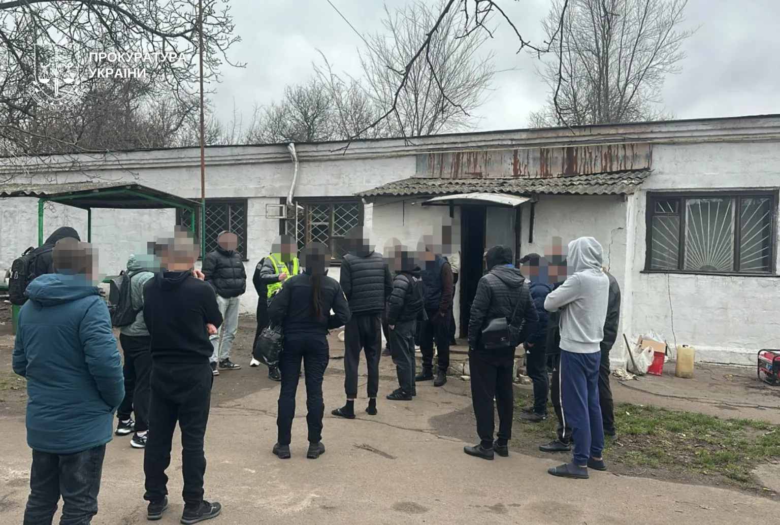 Майже 300 бранців у псевдолікарнях: судитимуть банду на Дніпропетровщині