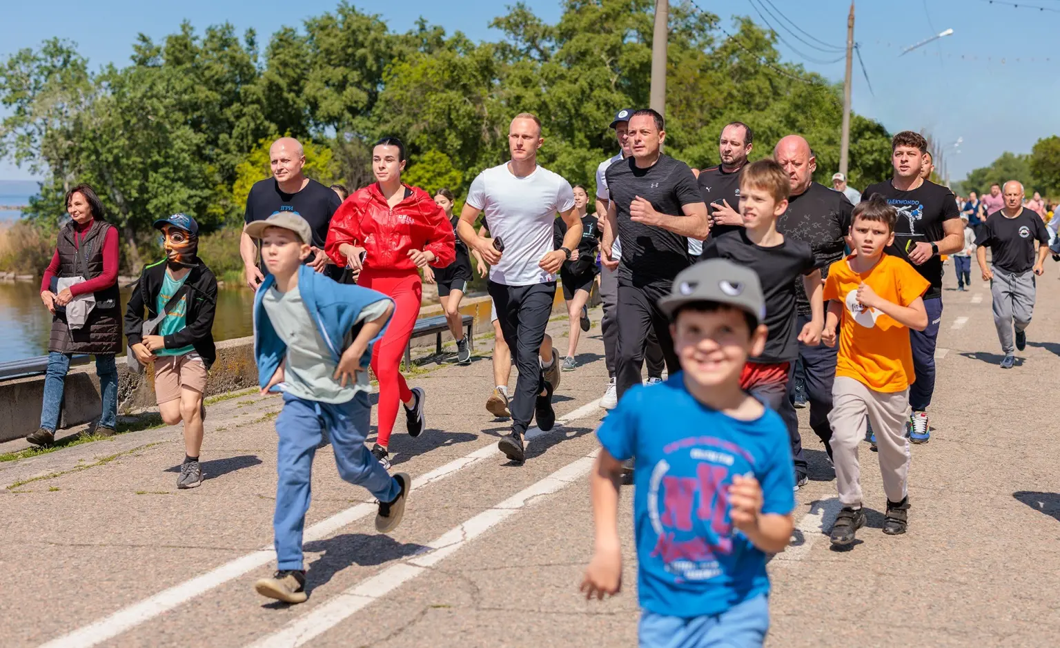 Понад 300 кам’янчан пробігли благодійну дистанцію заради підтримки ЗСУ