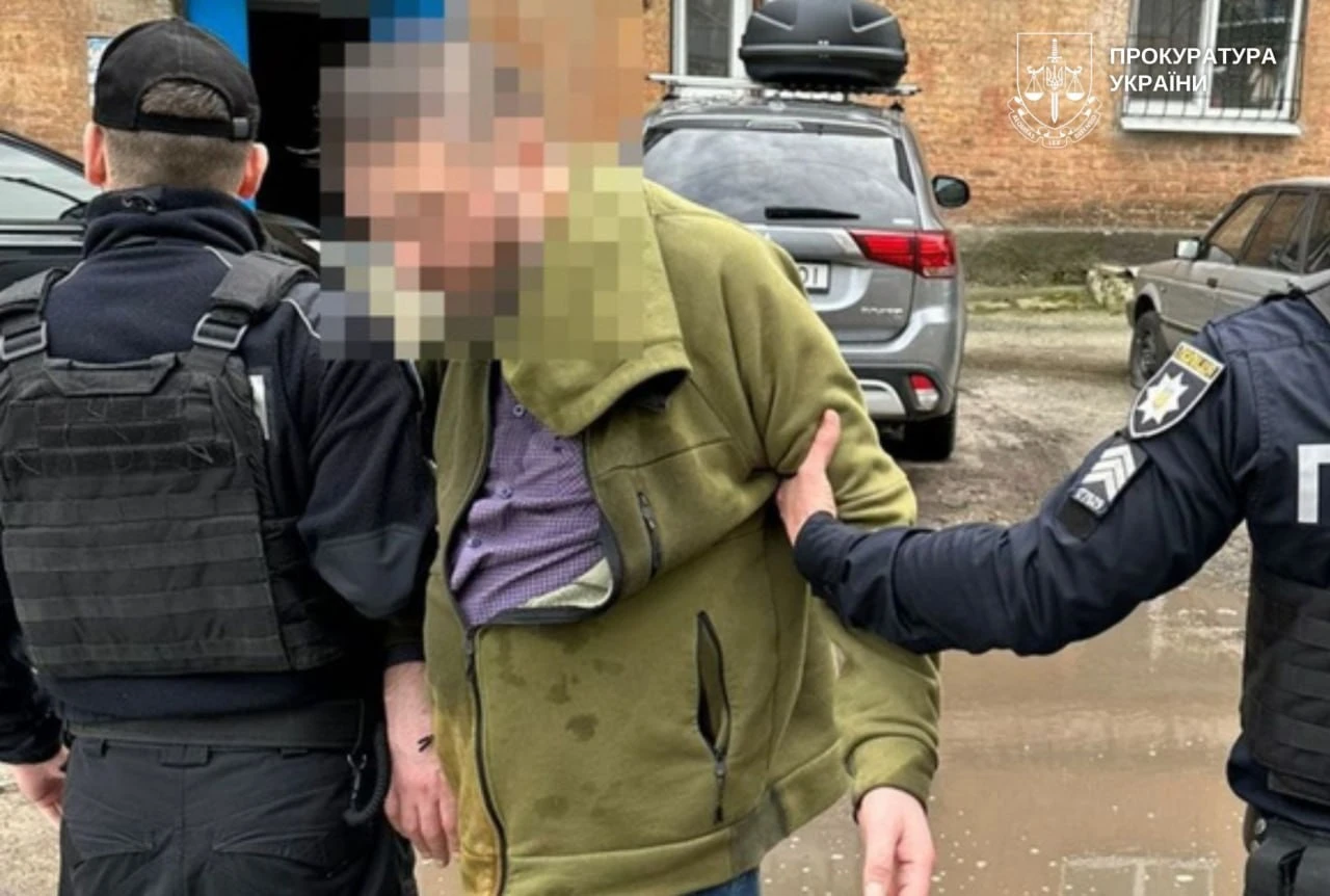 Священник з Дніпра проведе за ґратами 10 років за знущання над власними дітьми