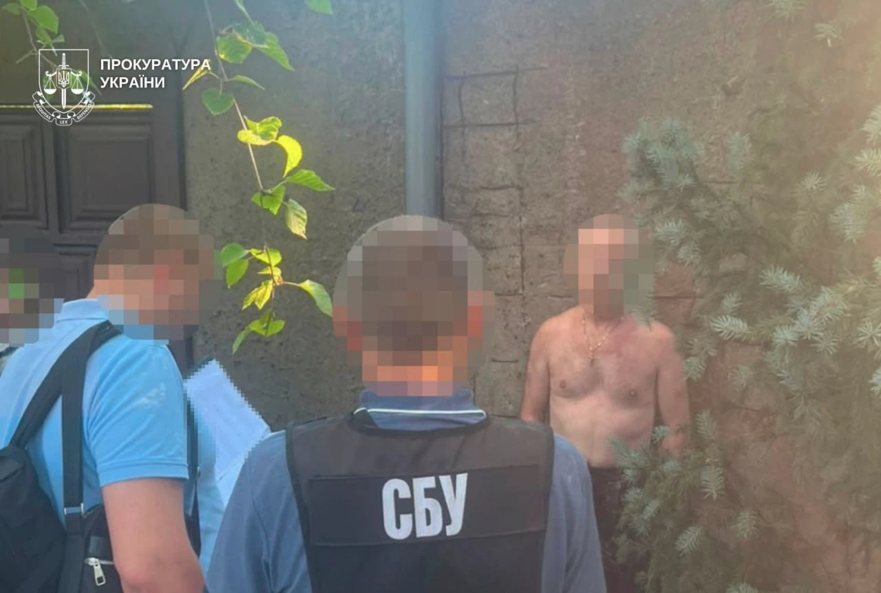 Пів мільйона у бюджет РФ: на Дніпропетровщині заарештували лікаря за фінансування ворога